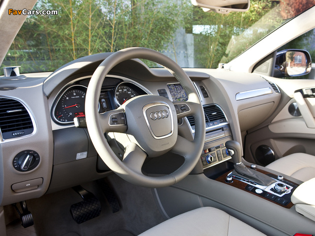 Audi Q7 TDI Clean Diesel quattro US-spec 2010 pictures (640 x 480)