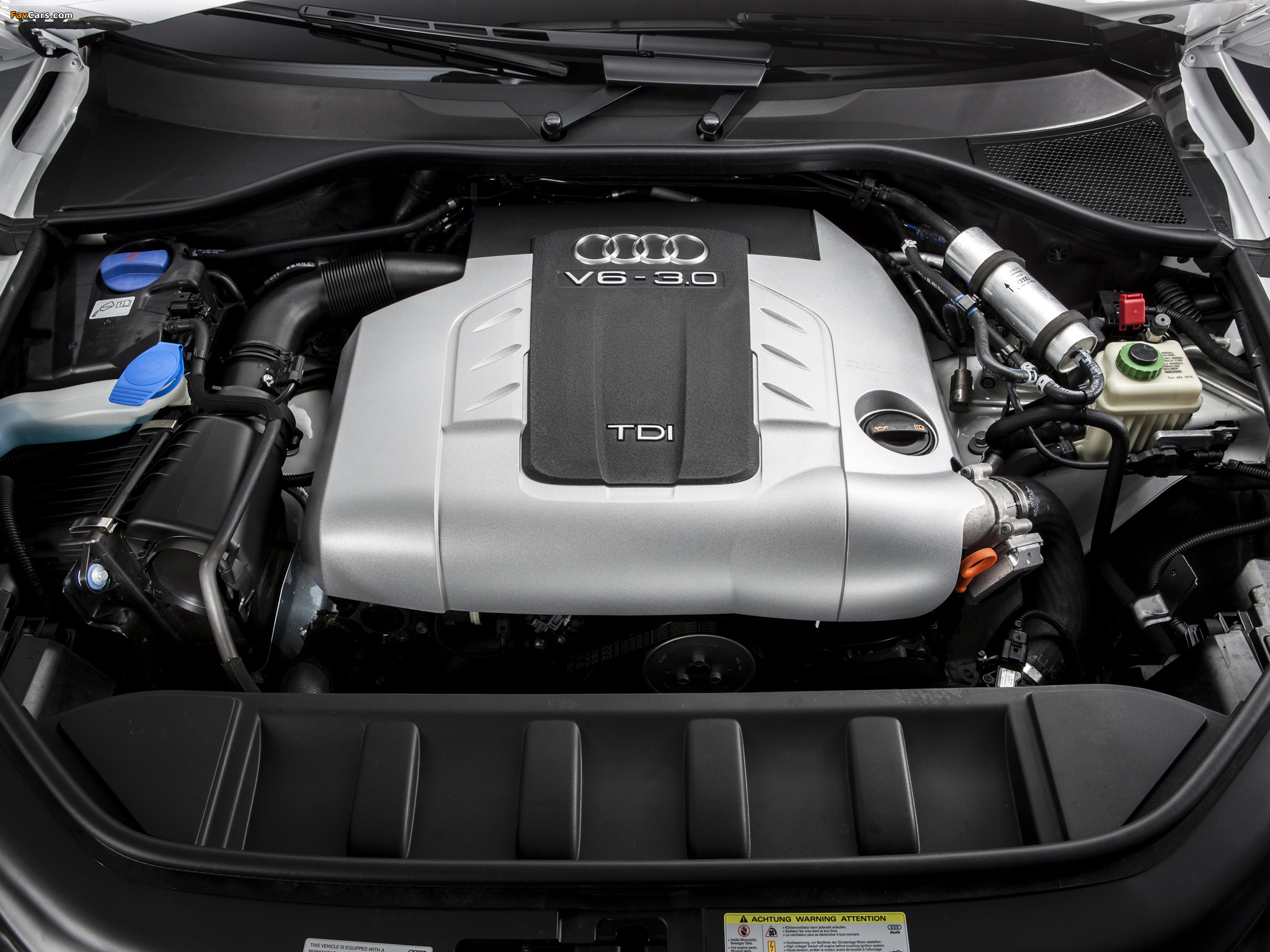 Audi Q7 3.0 TDI quattro S-Line US-spec 2010 pictures (2048 x 1536)