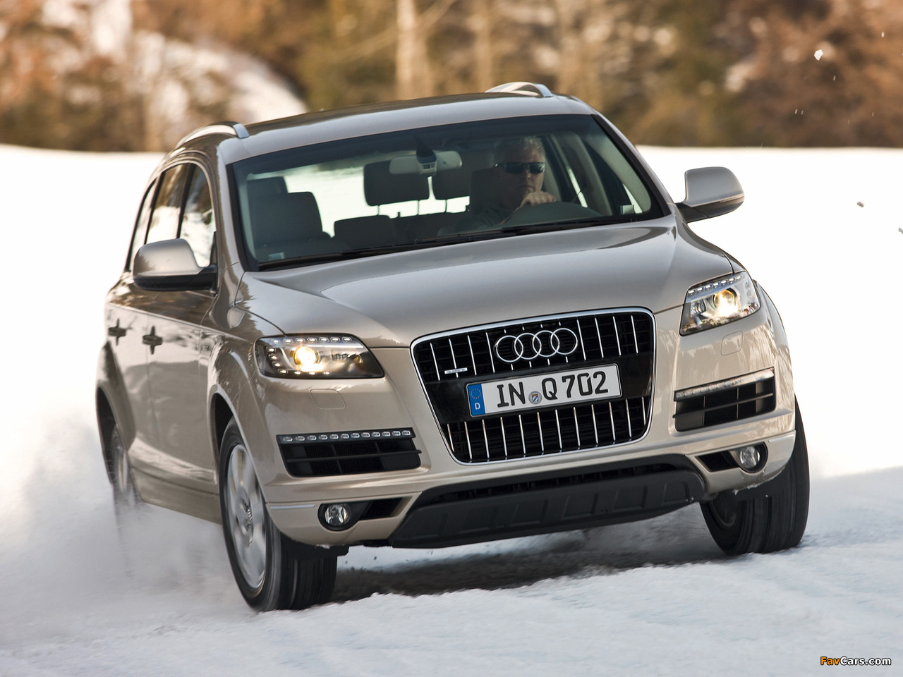 Audi Q7 3.0T quattro 2010 pictures (1280 x 960)