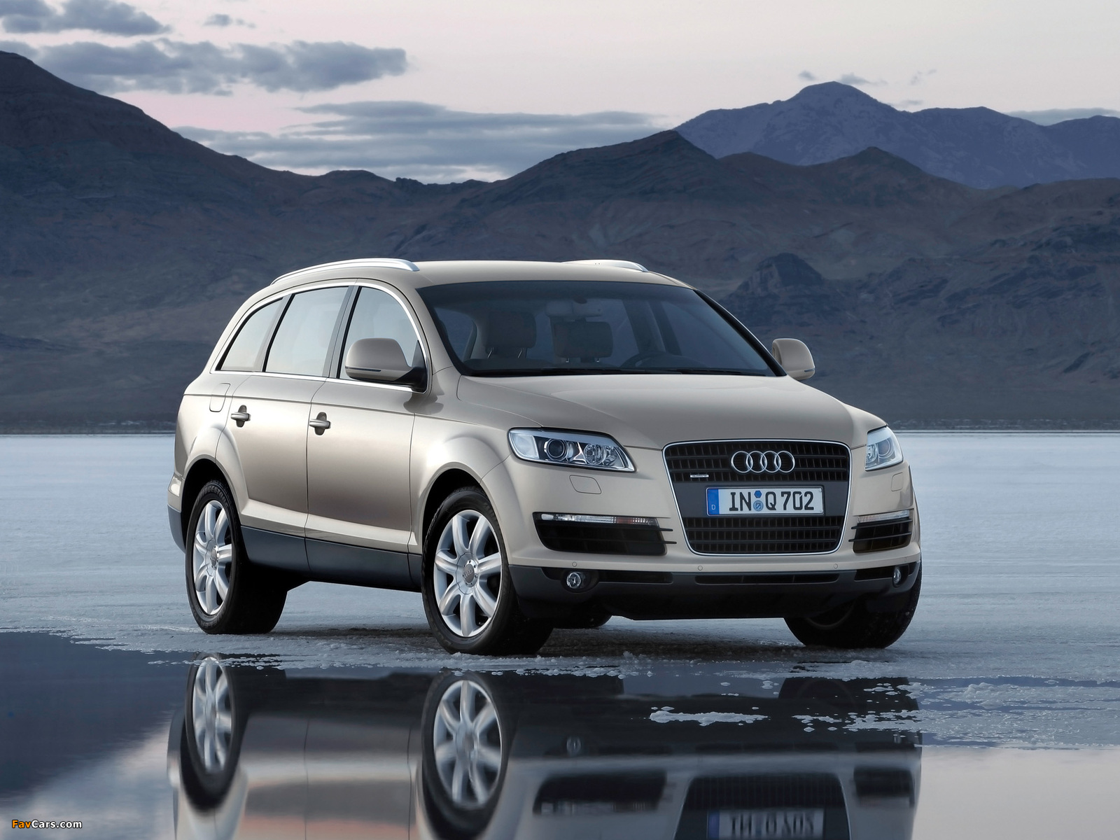 Pictures of Audi Q7 3.0 TDI quattro 2005–09 (1600 x 1200)