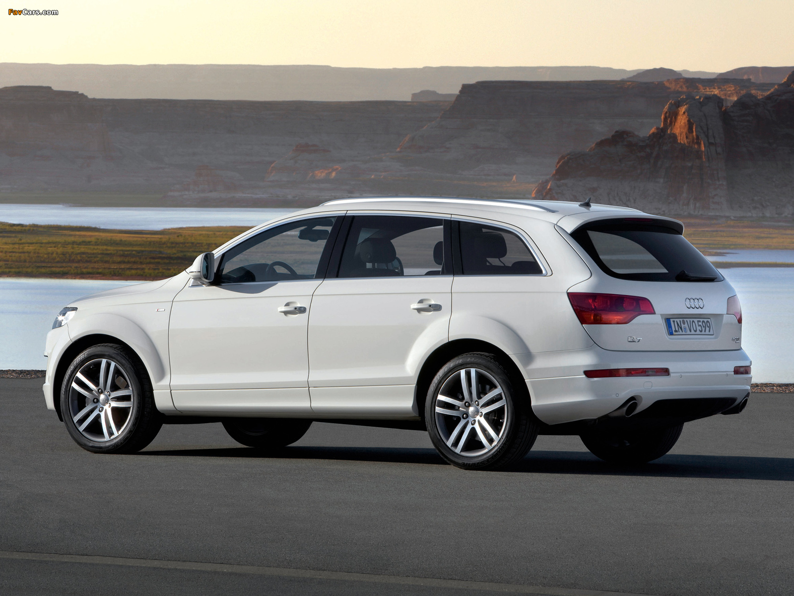 Pictures of Audi Q7 4.2 TDI quattro 2006–09 (1600 x 1200)