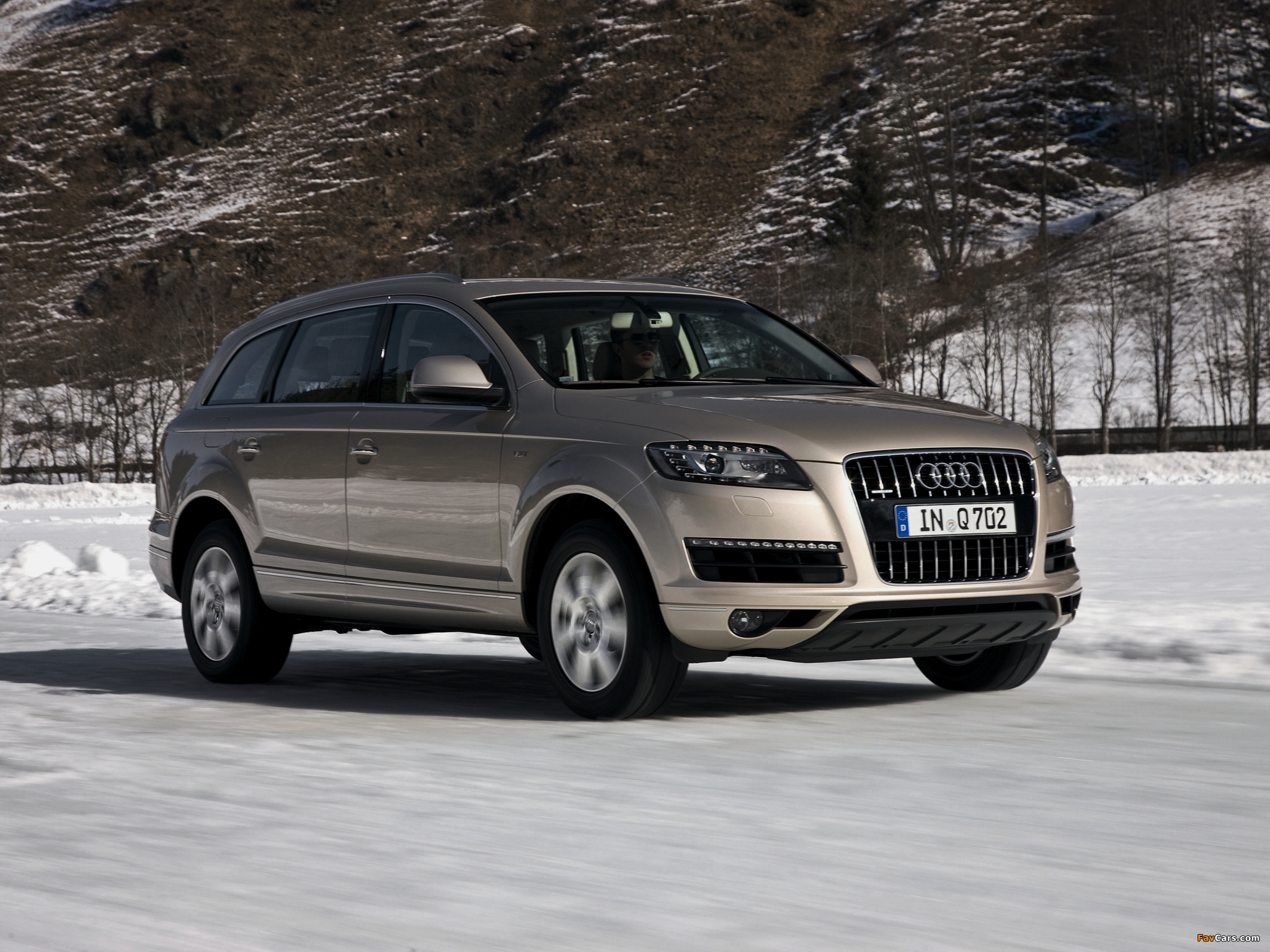 Audi Q7 3.0T quattro 2010 wallpapers (2048 x 1536)