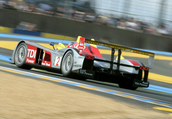Images of Audi R10 TDI 2008