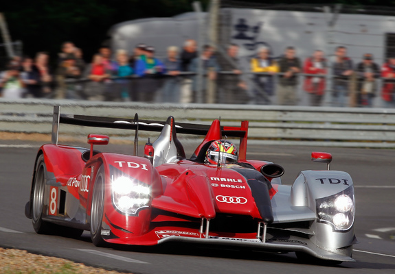 Audi R15 TDI 2010 wallpapers