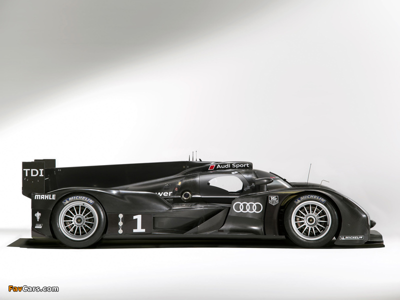 Audi R18 TDI 2011 wallpapers (800 x 600)