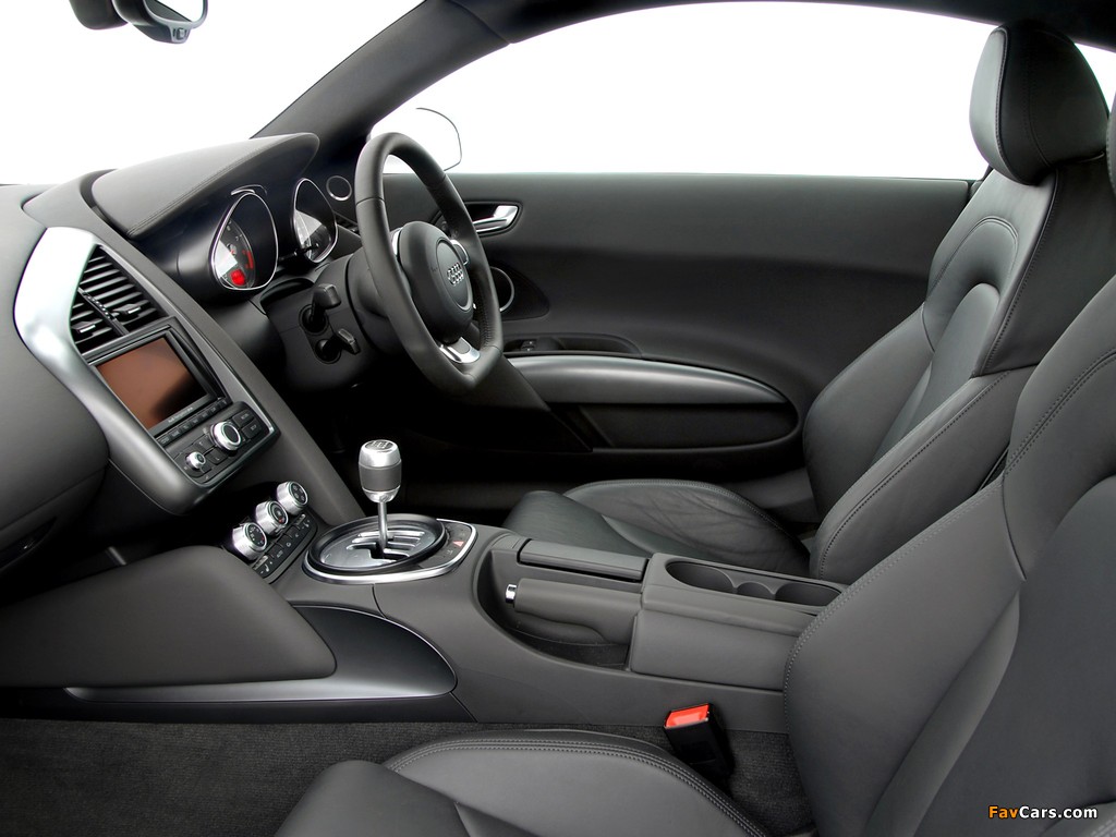 Audi R8 UK-spec 2007 images (1024 x 768)