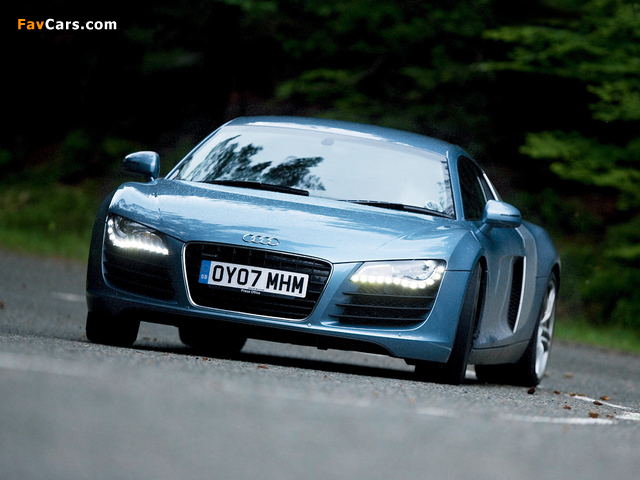 Audi R8 UK-spec 2007 photos (640 x 480)