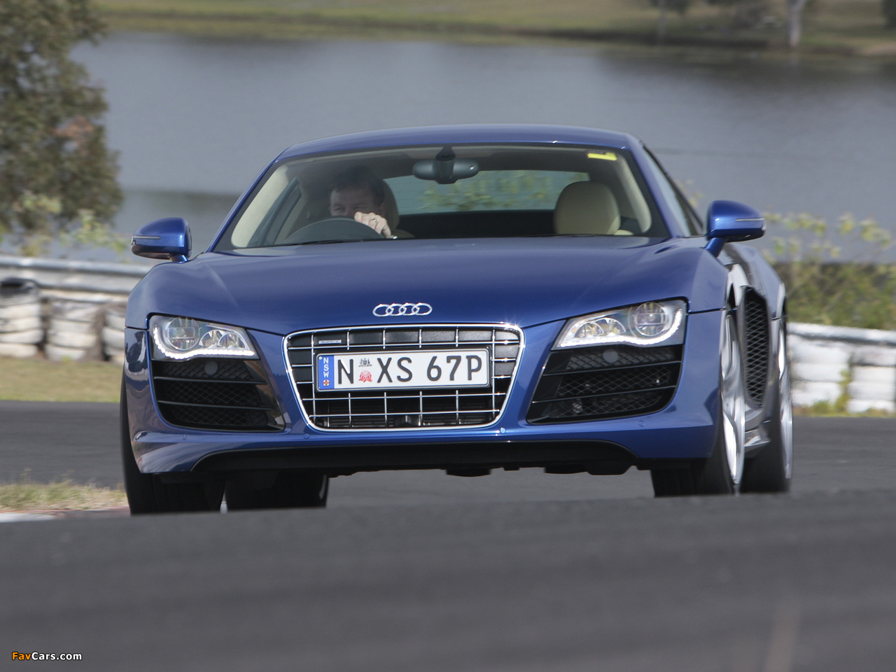 Audi R8 V10 AU-spec 2009–12 images (1280 x 960)