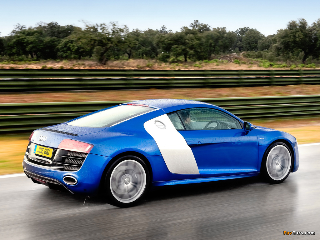 Audi R8 V10 UK-spec 2009–12 images (1024 x 768)