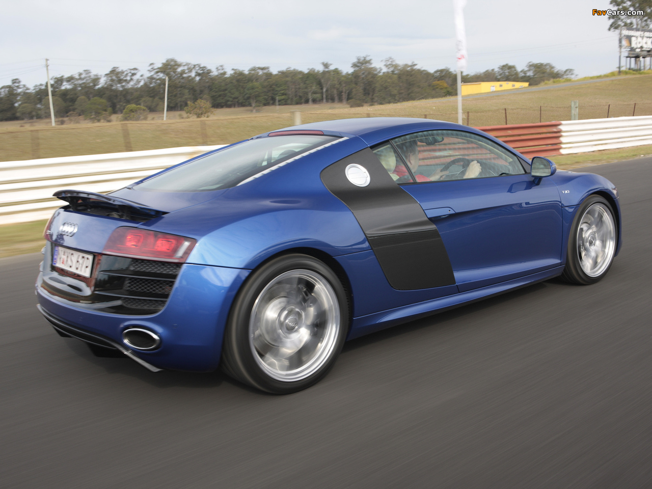 Audi R8 V10 AU-spec 2009–12 images (1280 x 960)