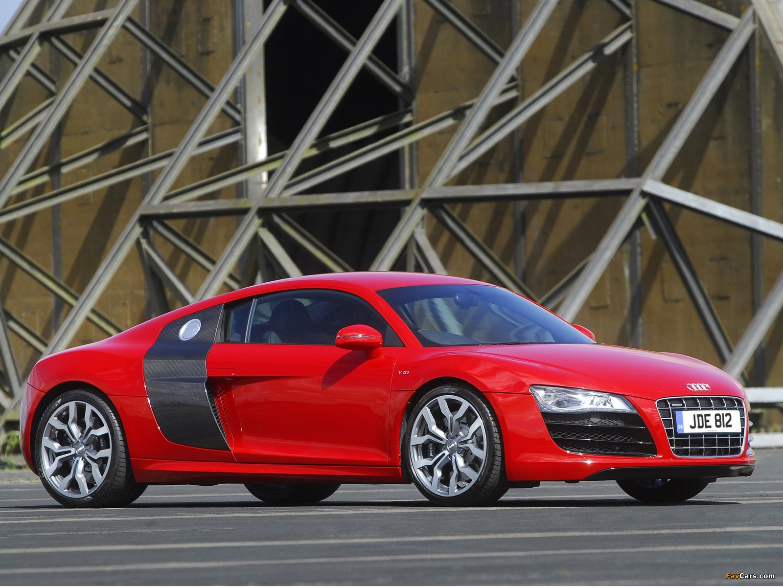 Audi R8 V10 UK-spec 2009–12 images (1600 x 1200)