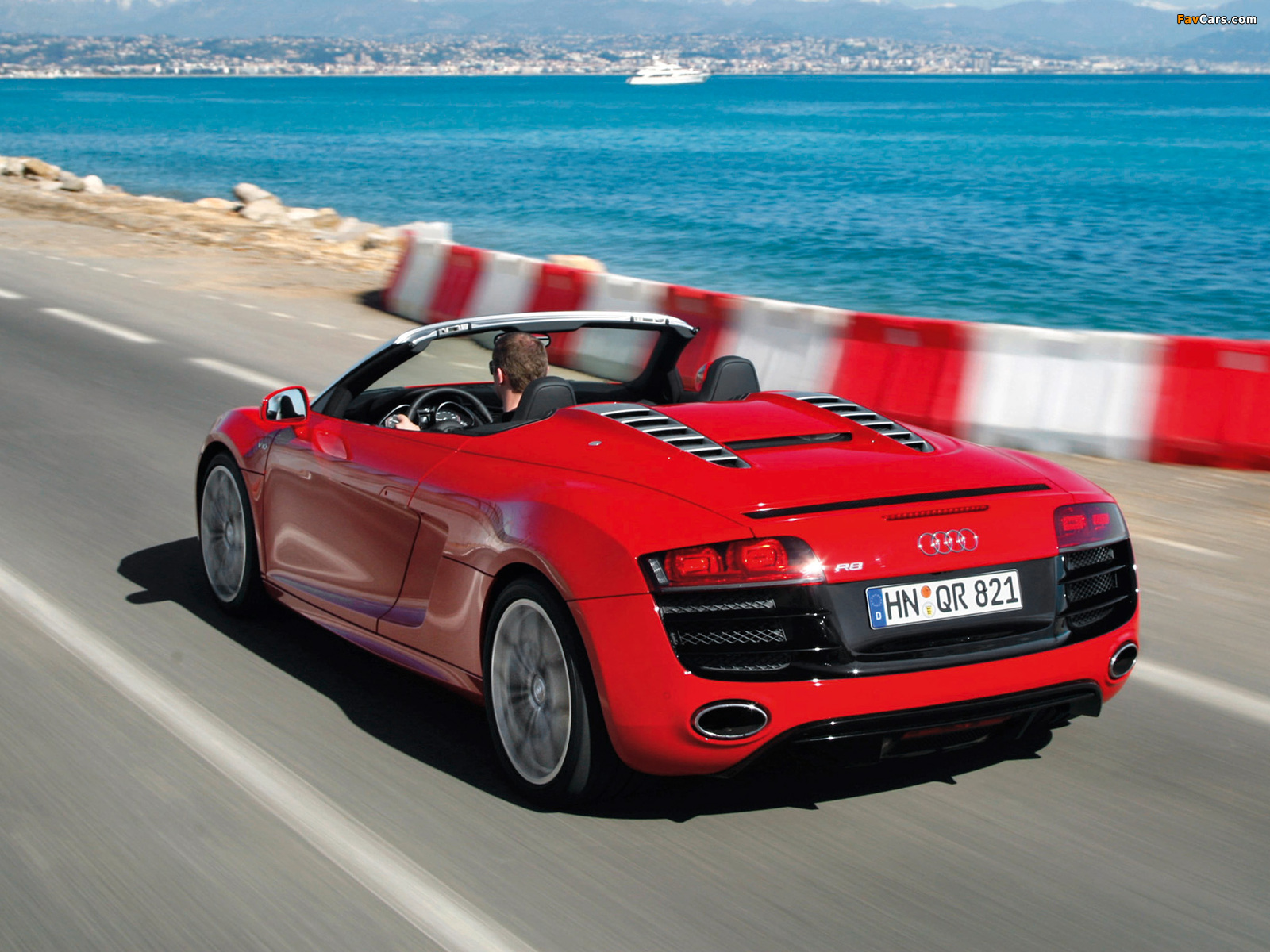 Audi R8 V10 Spyder 2009 photos (1600 x 1200)