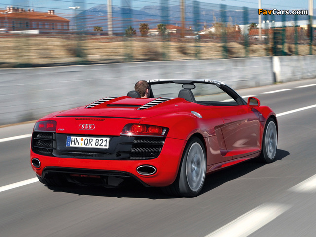 Audi R8 V10 Spyder 2009 photos (640 x 480)