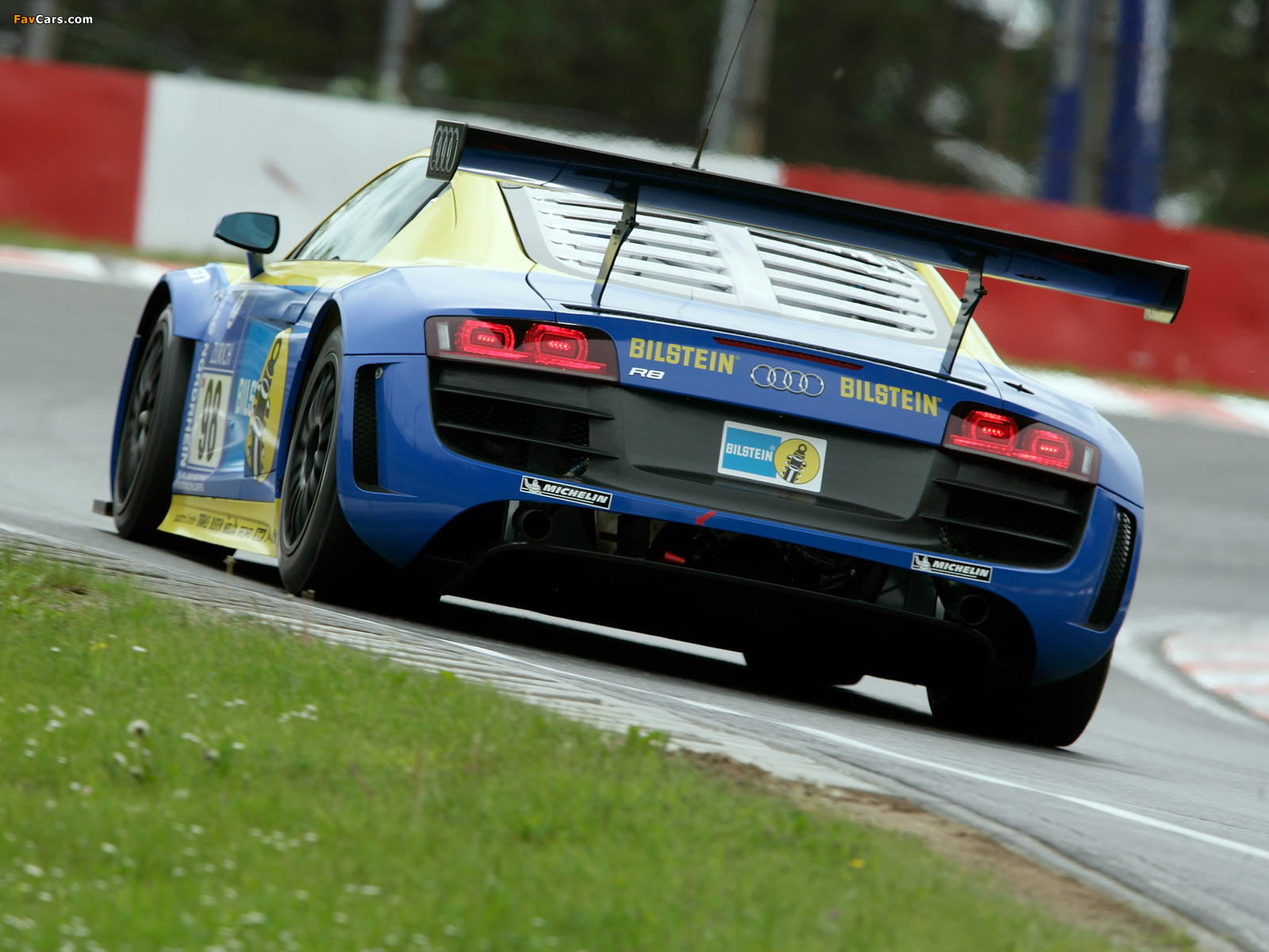 Audi R8 LMS 2009–12 pictures (1600 x 1200)