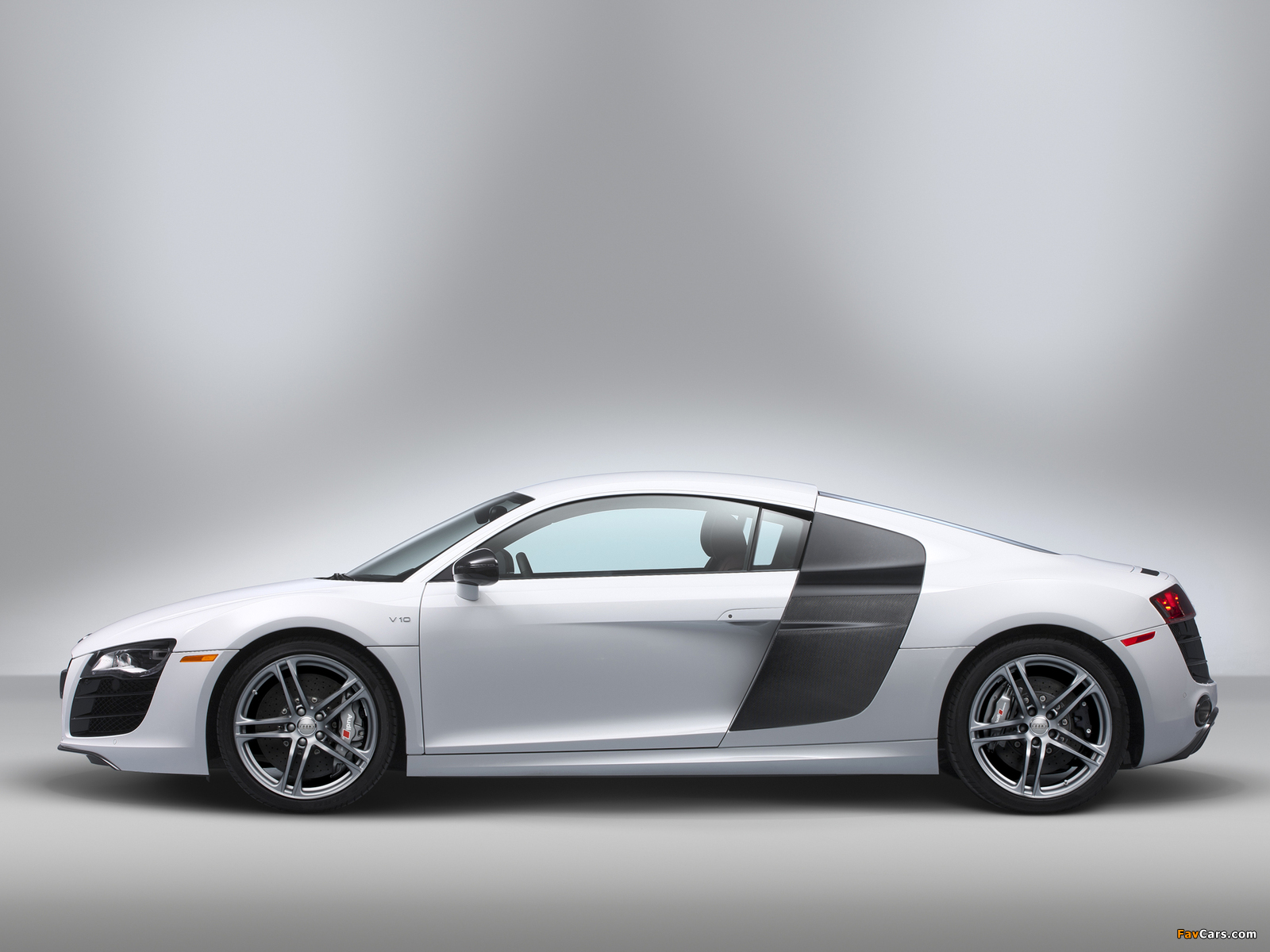 Audi R8 V10 US-spec 2009–12 wallpapers (1600 x 1200)