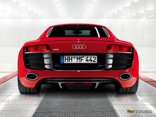 Audi R8 V10 2009–12 wallpapers (640 x 480)