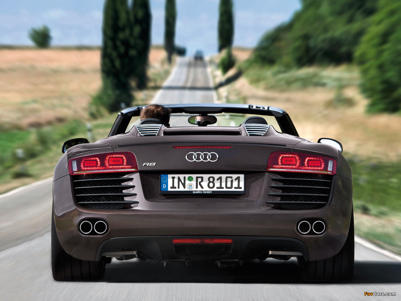 Audi R8 Spyder 2010–12 images (1280 x 960)