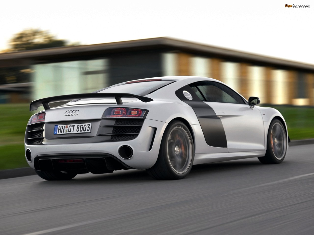 Audi R8 GT 2010 photos (1280 x 960)