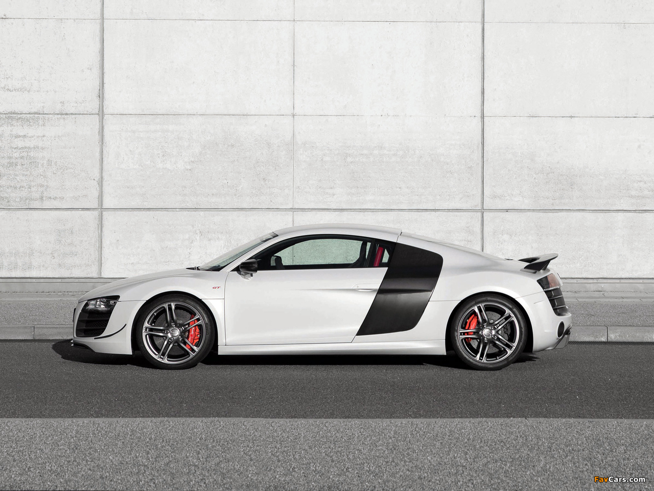 Audi R8 GT 2010 pictures (1280 x 960)