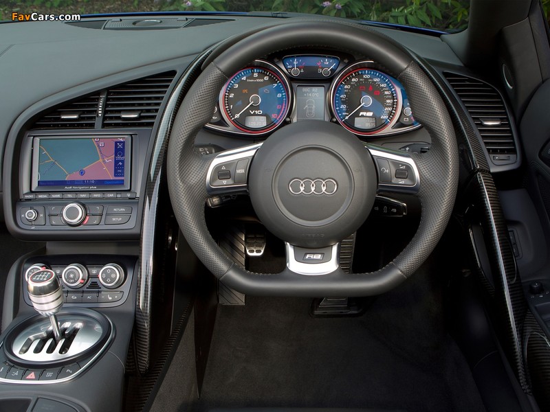 Audi R8 V10 Spyder UK-spec 2010 pictures (800 x 600)