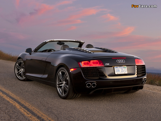 Audi R8 Spyder US-spec 2010 wallpapers (640 x 480)