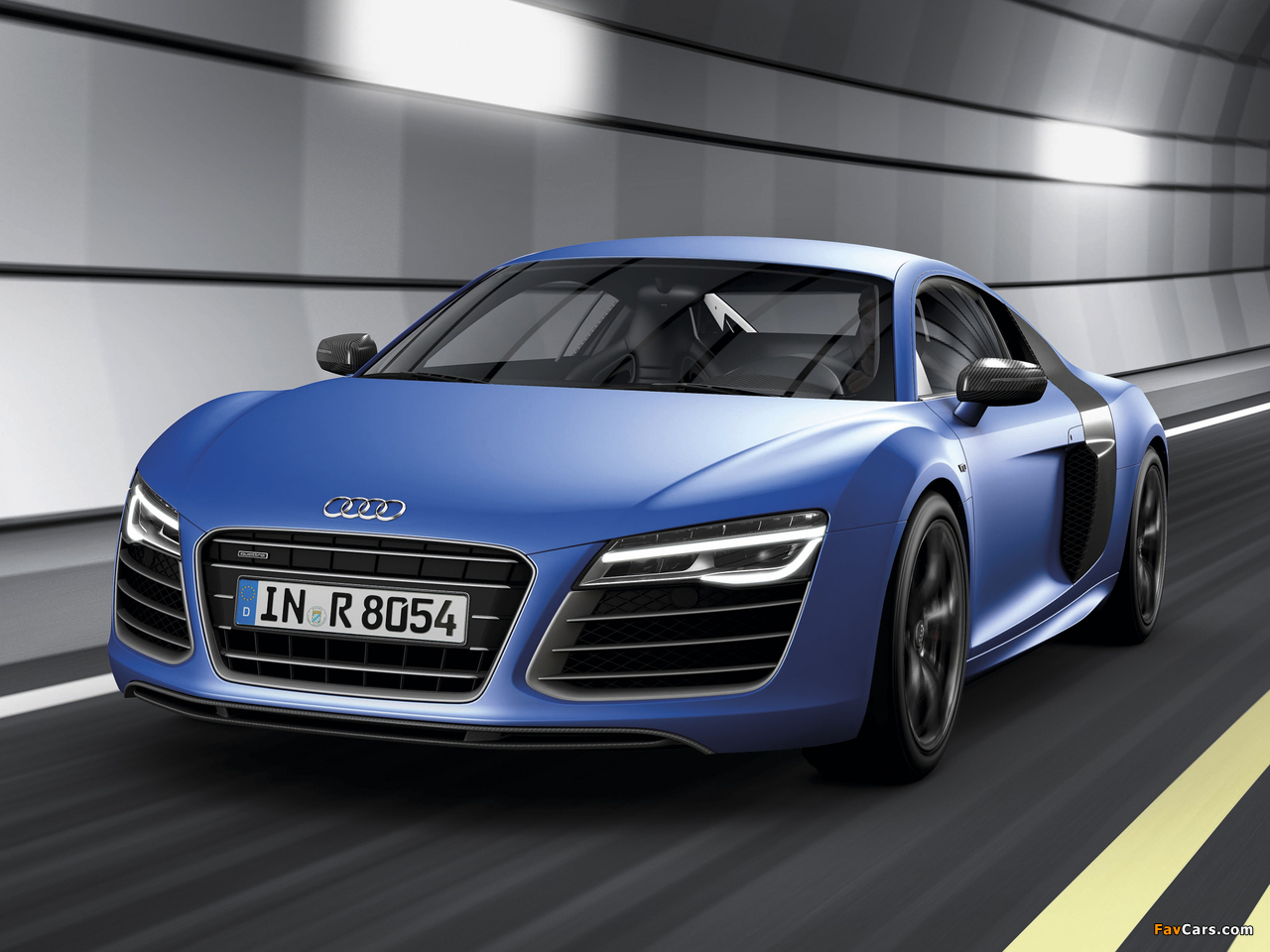 Audi R8 V10 Plus 2012 images (1280 x 960)