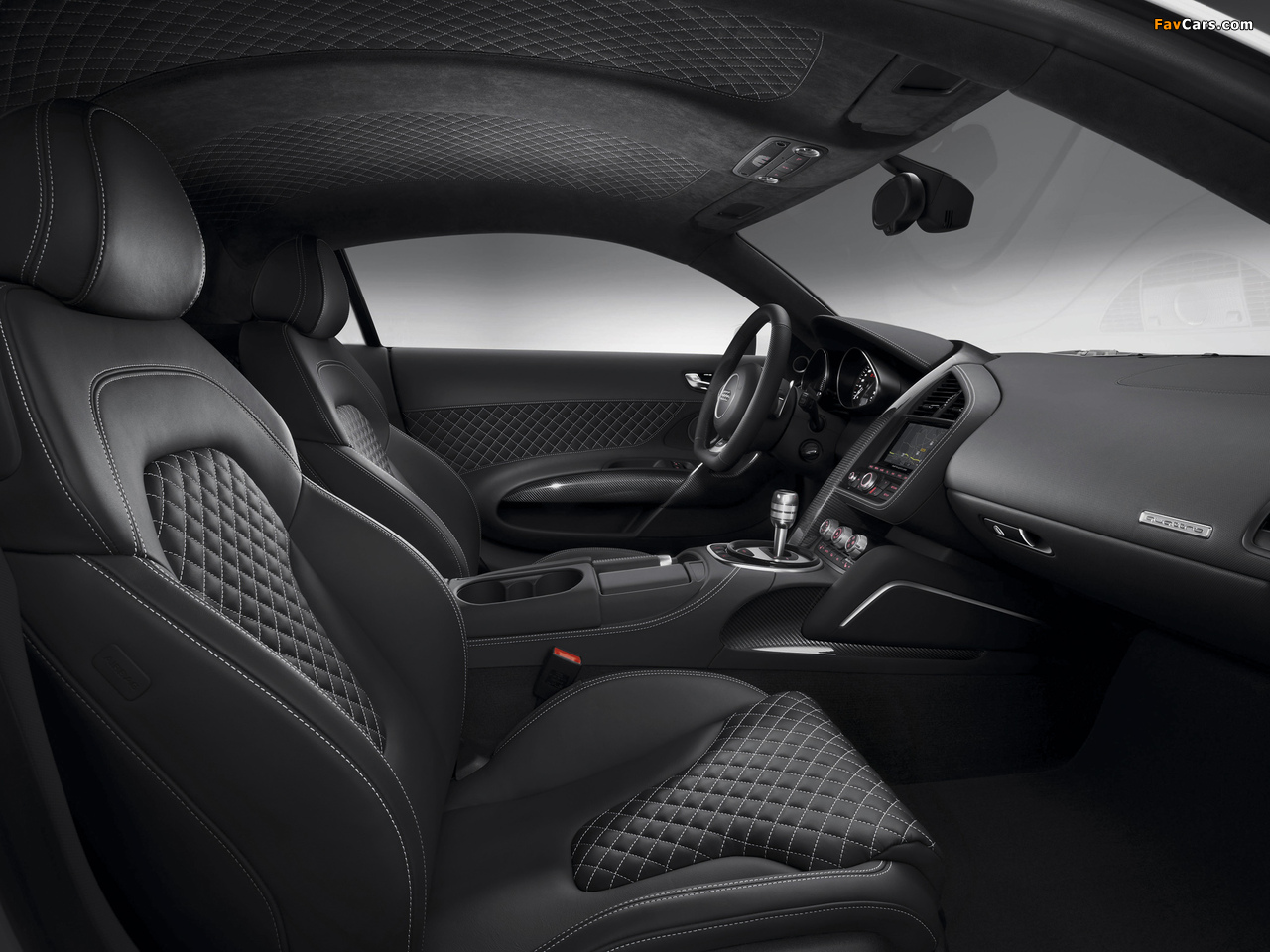 Audi R8 V10 2012 images (1280 x 960)