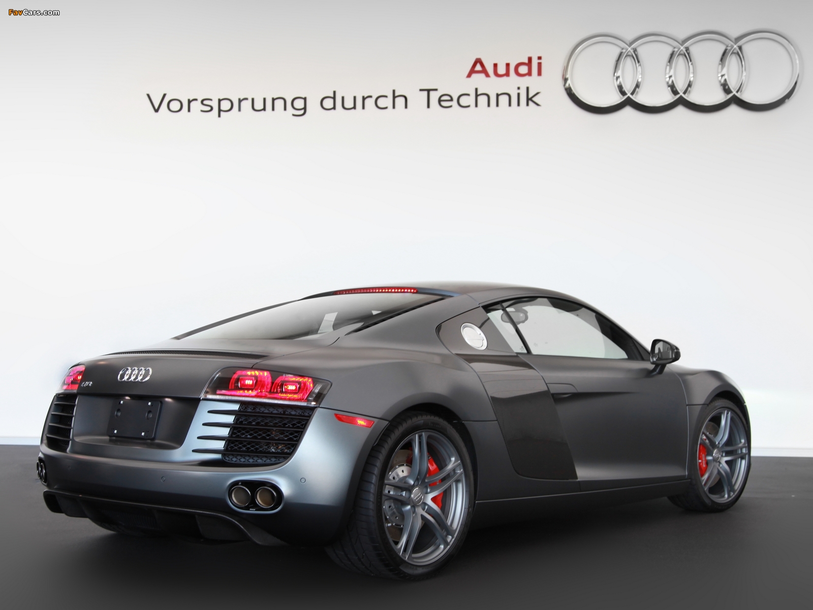 Audi R8 Exclusive Selection Edition 2012 pictures (1600 x 1200)