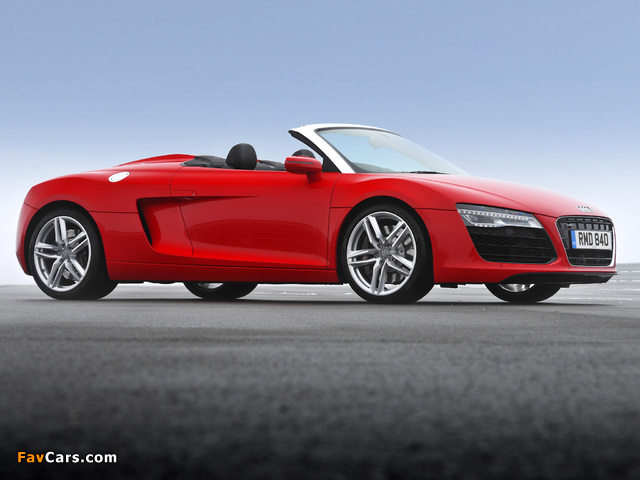 Audi R8 Spyder UK-spec 2013 wallpapers (640 x 480)