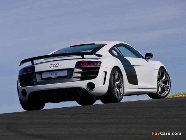 Images of Audi R8 GT 2010 (640 x 480)