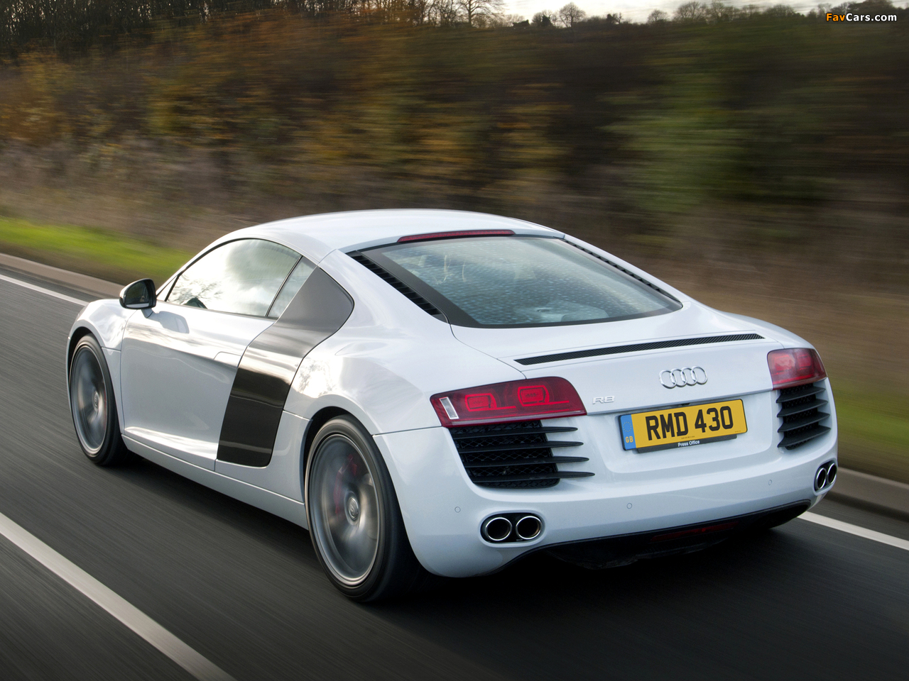 Images of Audi R8 V8 Limited Edition 2011 (1280 x 960)