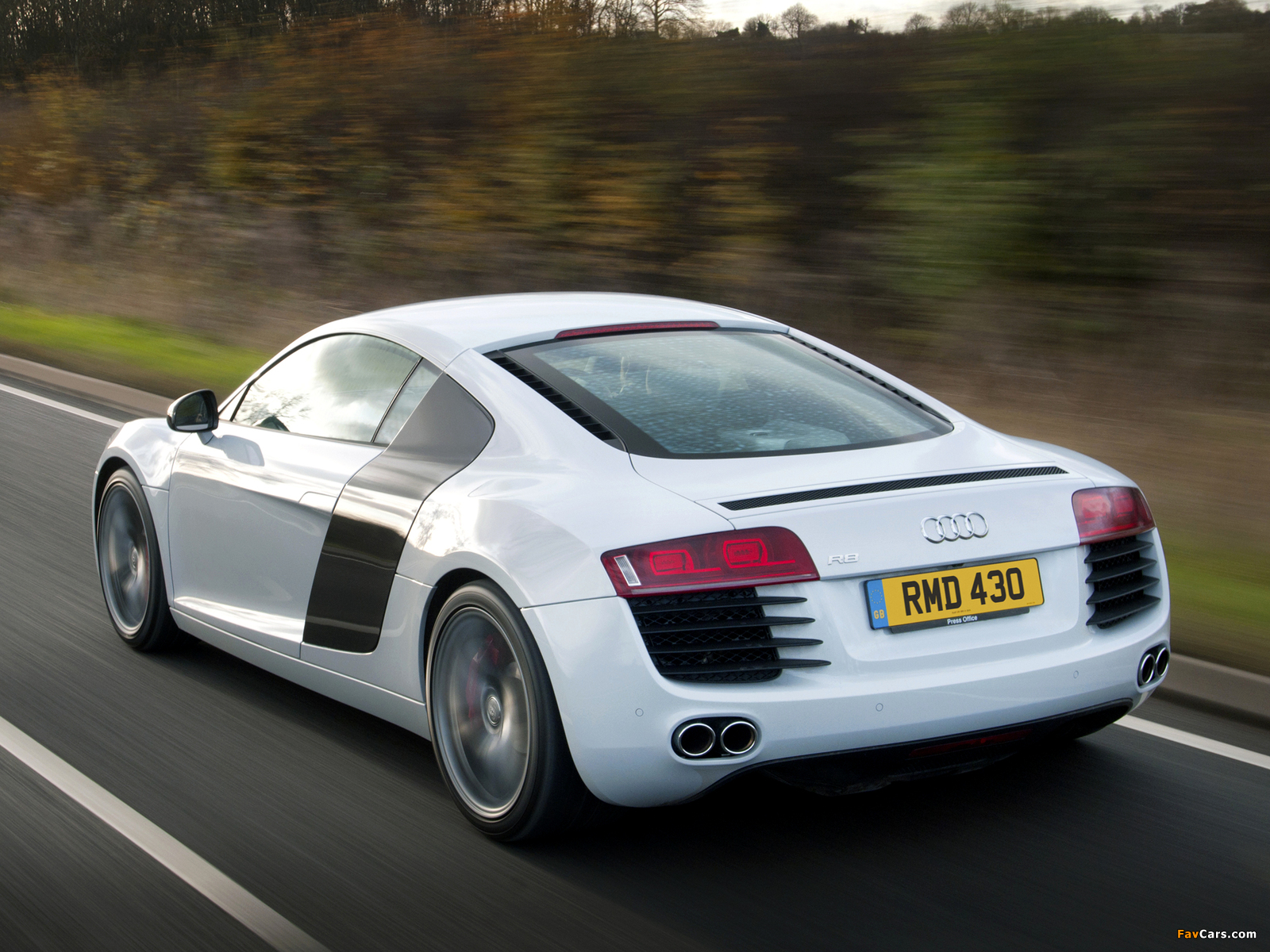 Images of Audi R8 V8 Limited Edition 2011 (1600 x 1200)