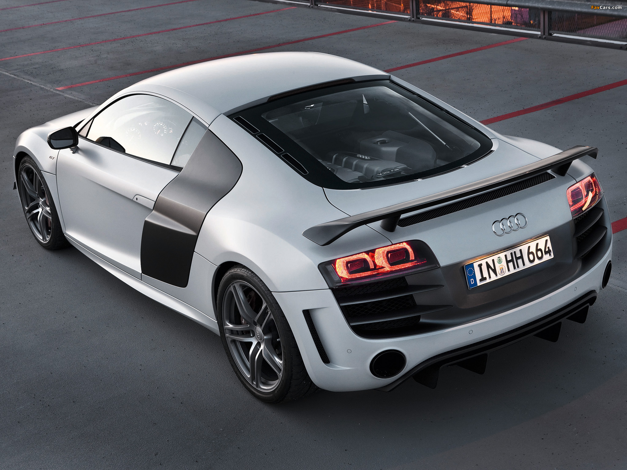 Photos of Audi R8 GT 2010 (2048 x 1536)