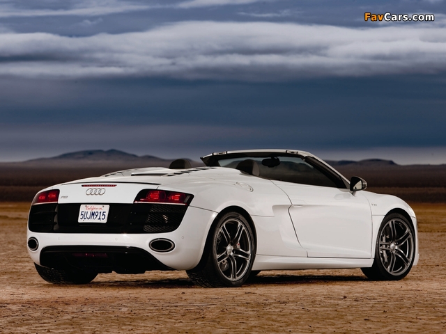 Photos of Audi R8 GT Spyder US-spec 2011–12 (640 x 480)