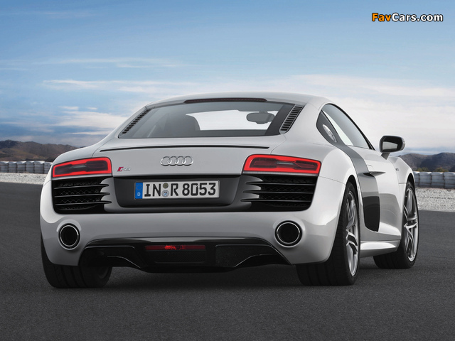 Photos of Audi R8 V10 2012 (640 x 480)