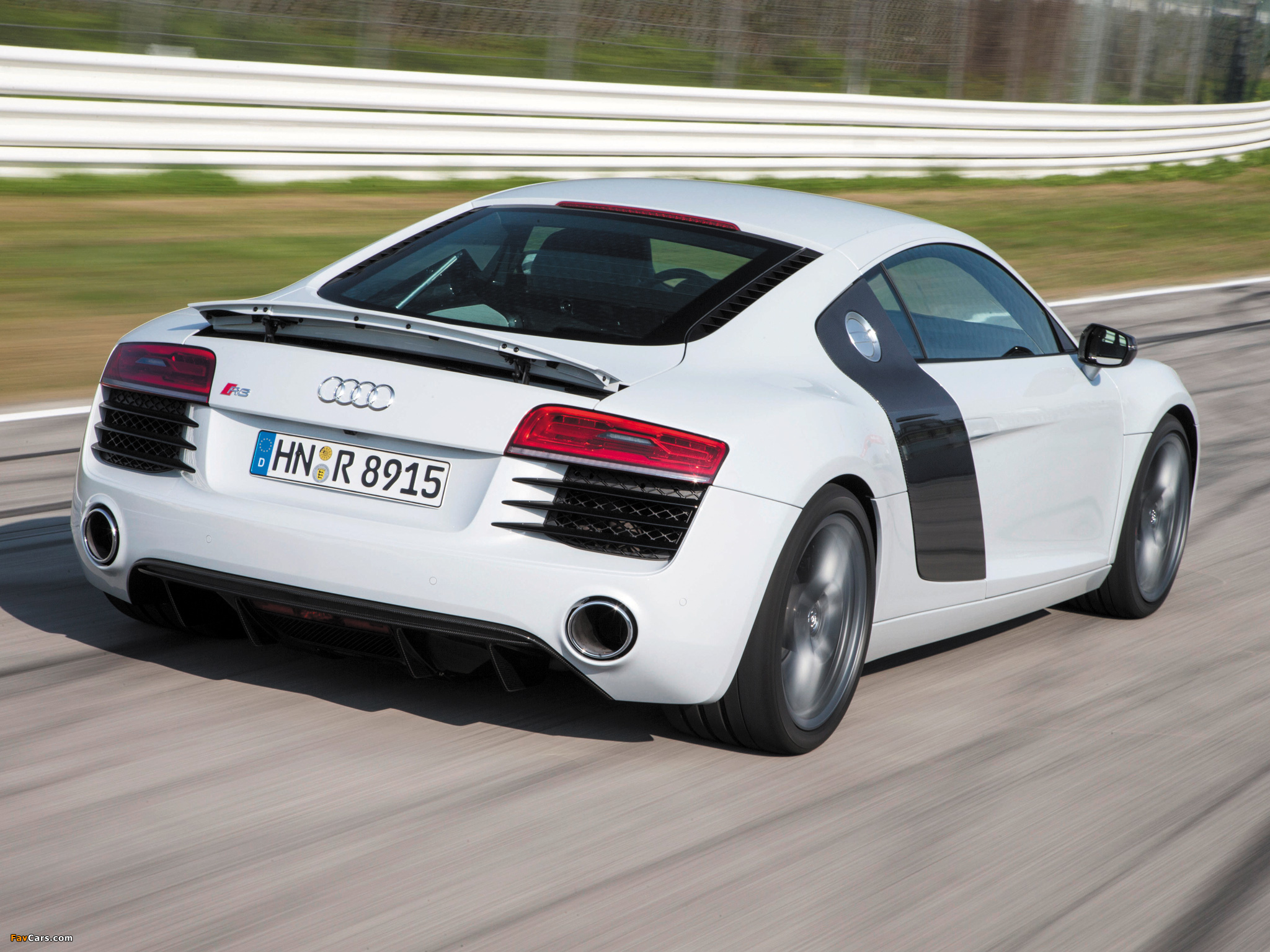 Photos of Audi R8 2012 (2048 x 1536)