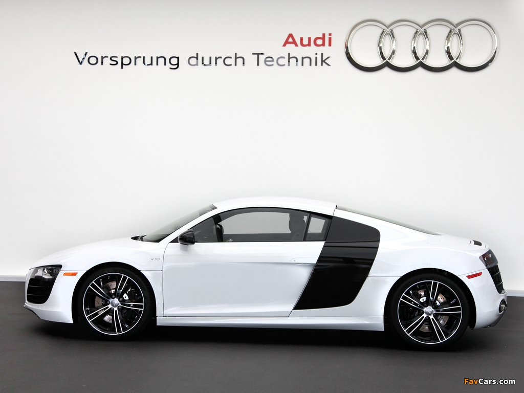 Photos of Audi R8 V10 Exclusive Selection Edition 2012 (1024 x 768)
