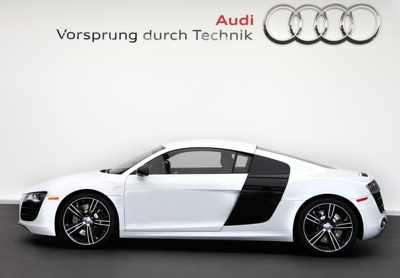Photos of Audi R8 V10 Exclusive Selection Edition 2012