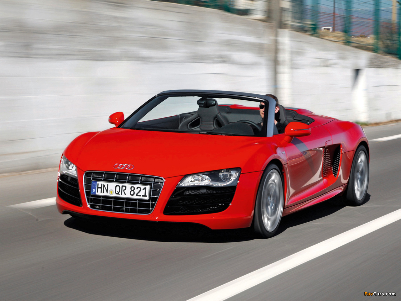 Pictures of Audi R8 V10 Spyder 2009 (1280 x 960)