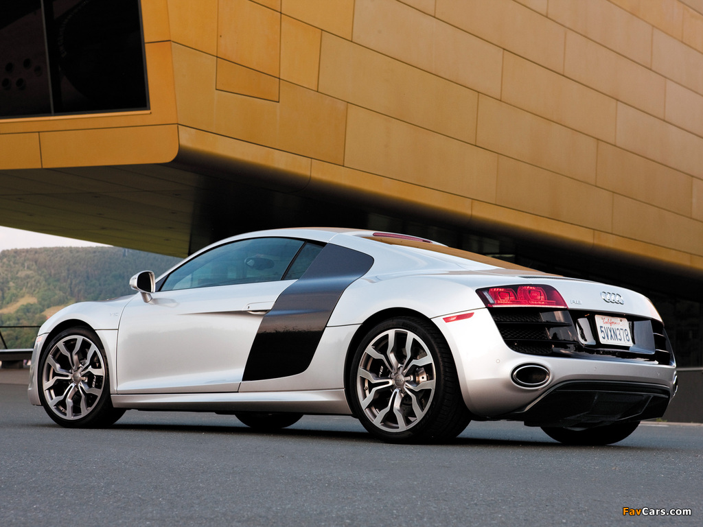 Pictures of Audi R8 V10 US-spec 2009–12 (1024 x 768)