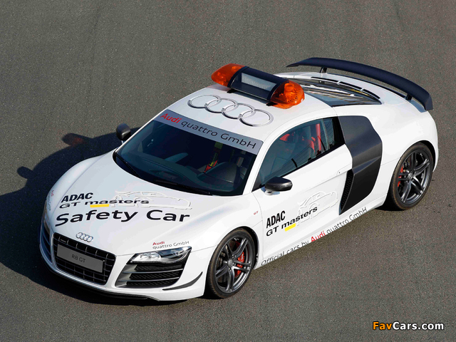Pictures of Audi R8 GT Safety Car 2010 (640 x 480)