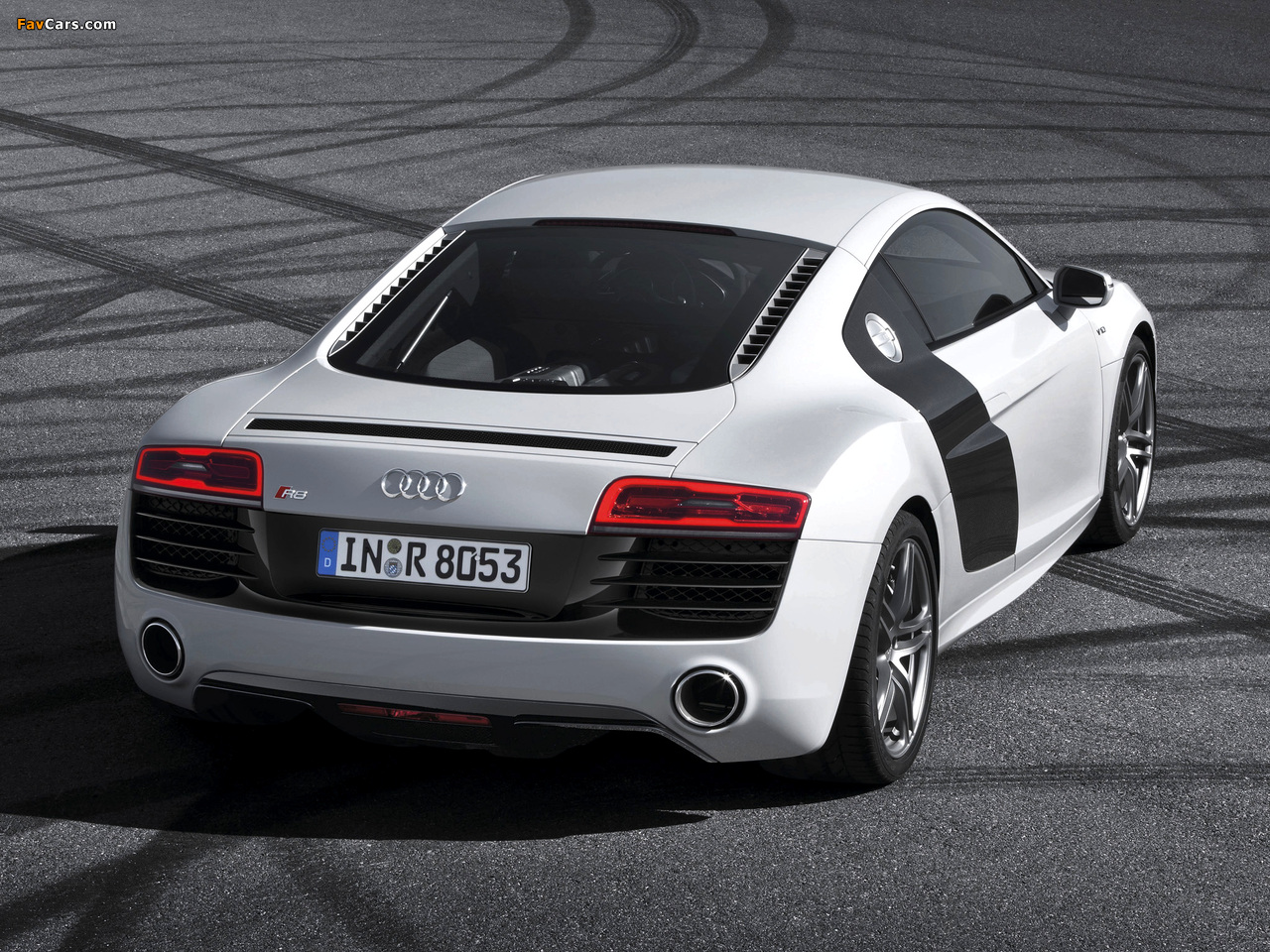 Pictures of Audi R8 V10 2012 (1280 x 960)
