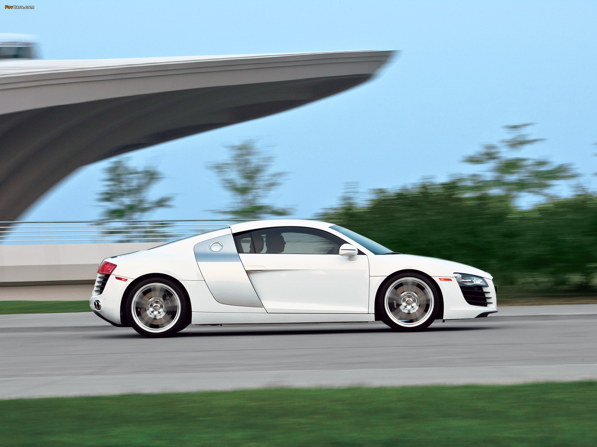 Audi R8 US-spec 2007 wallpapers (2048 x 1536)