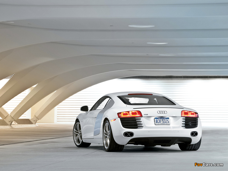 Audi R8 US-spec 2007 wallpapers (800 x 600)