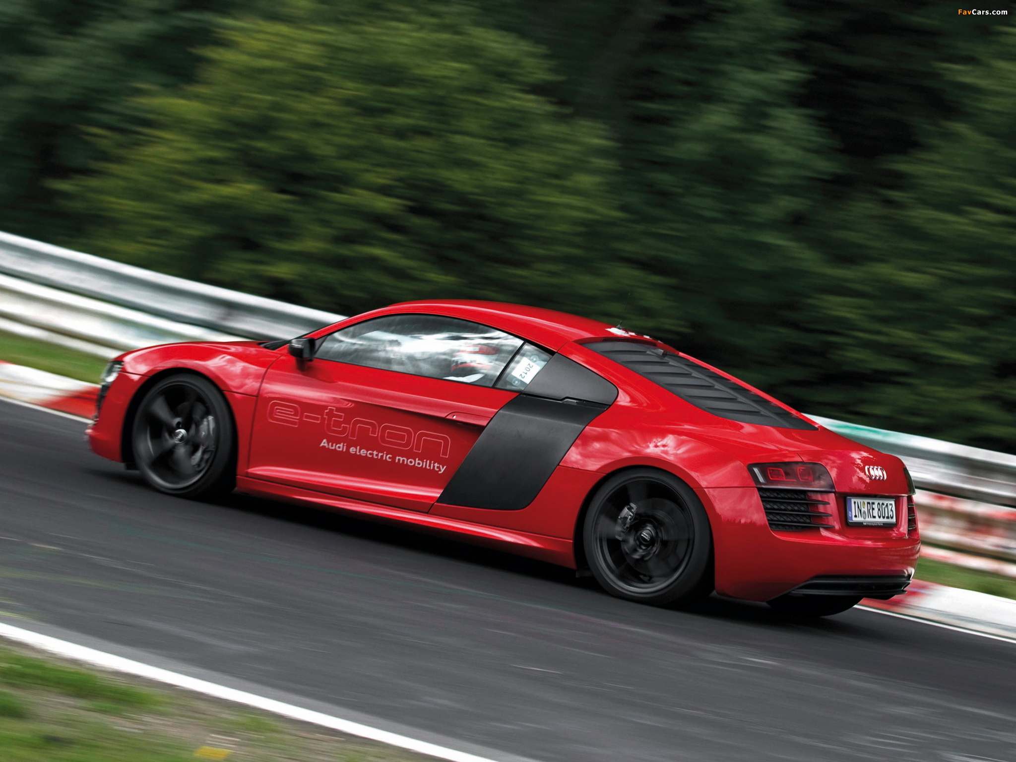 Audi R8 e-Tron Prototype 2010–11 wallpapers (2048 x 1536)