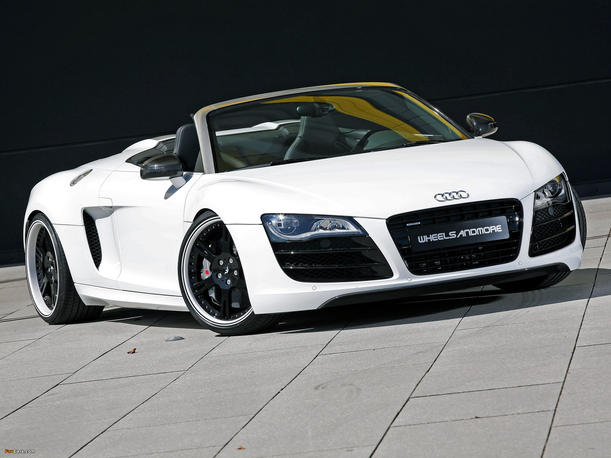 Wheelsandmore Audi R8 V10 Spyder 2011 wallpapers (2048 x 1536)