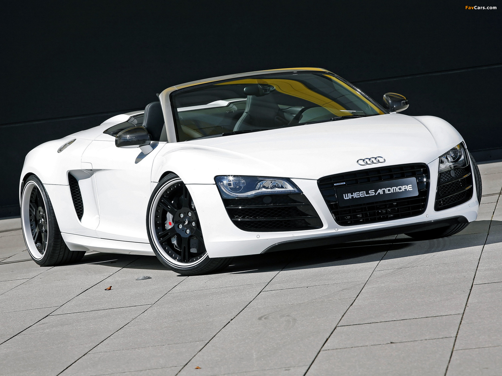 Wheelsandmore Audi R8 V10 Spyder 2011 wallpapers (1600 x 1200)