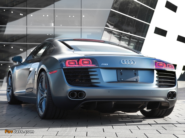 Audi R8 Exclusive Selection Edition 2012 wallpapers (640 x 480)