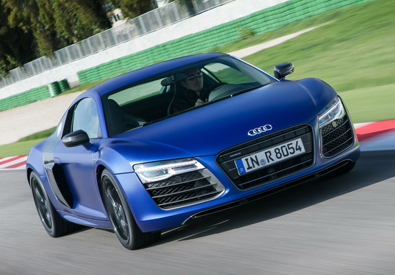 Audi R8 V10 Plus 2012 wallpapers