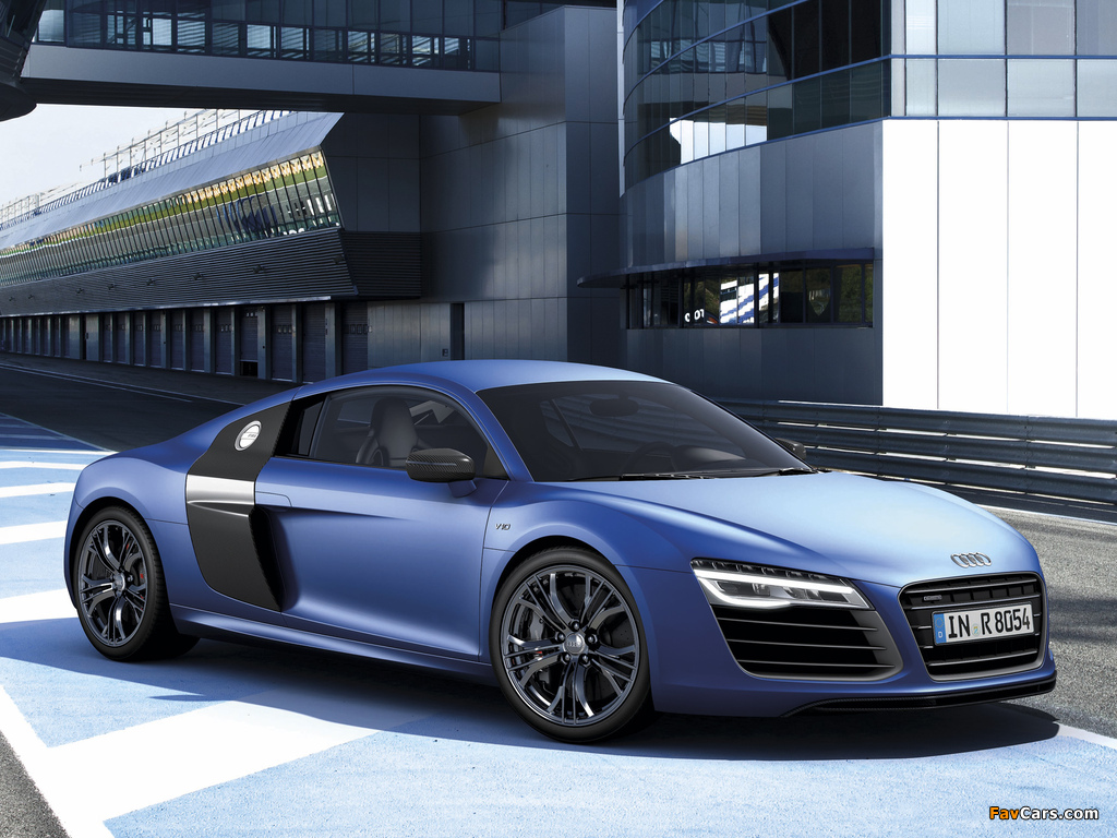 Audi R8 V10 Plus 2012 wallpapers (1024 x 768)